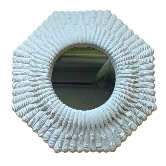 Vintage HOMCO 7" Mirror Faux Wicker/Rattan Octagonal 1970s Cottage Wall Decor - Picture 6 of 8